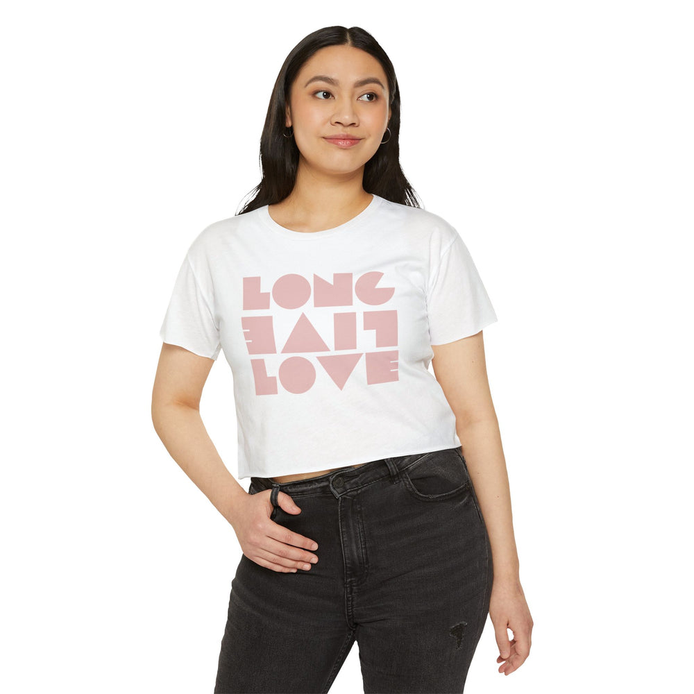 💖 Long Live Love – Retro Women’s Festival Crop Tee 🎶🌈